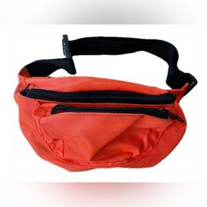 😎 NWT Orange Nylon Fanny Pack w/multiple zipper pockets & adjustable black strap